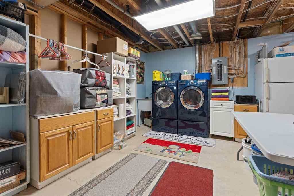 MLS® A2239418 - 120 Dominion Street  in Kingman Kingman, Residential