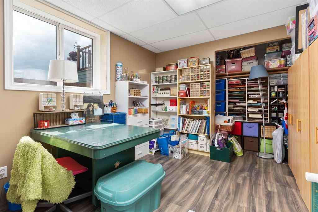 MLS® A2239418 - 120 Dominion Street  in Kingman Kingman, Residential