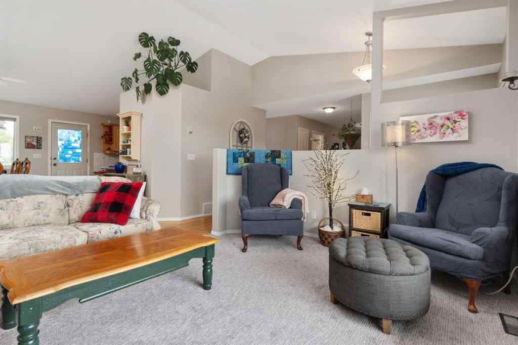 MLS® A2239418 - 120 Dominion Street  in Kingman Kingman, Residential