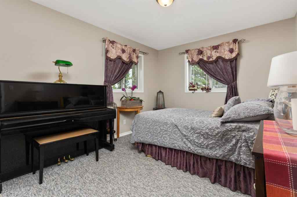 MLS® A2239418 - 120 Dominion Street  in Kingman Kingman, Residential