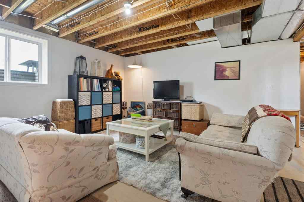MLS® A2239418 - 120 Dominion Street  in Kingman Kingman, Residential