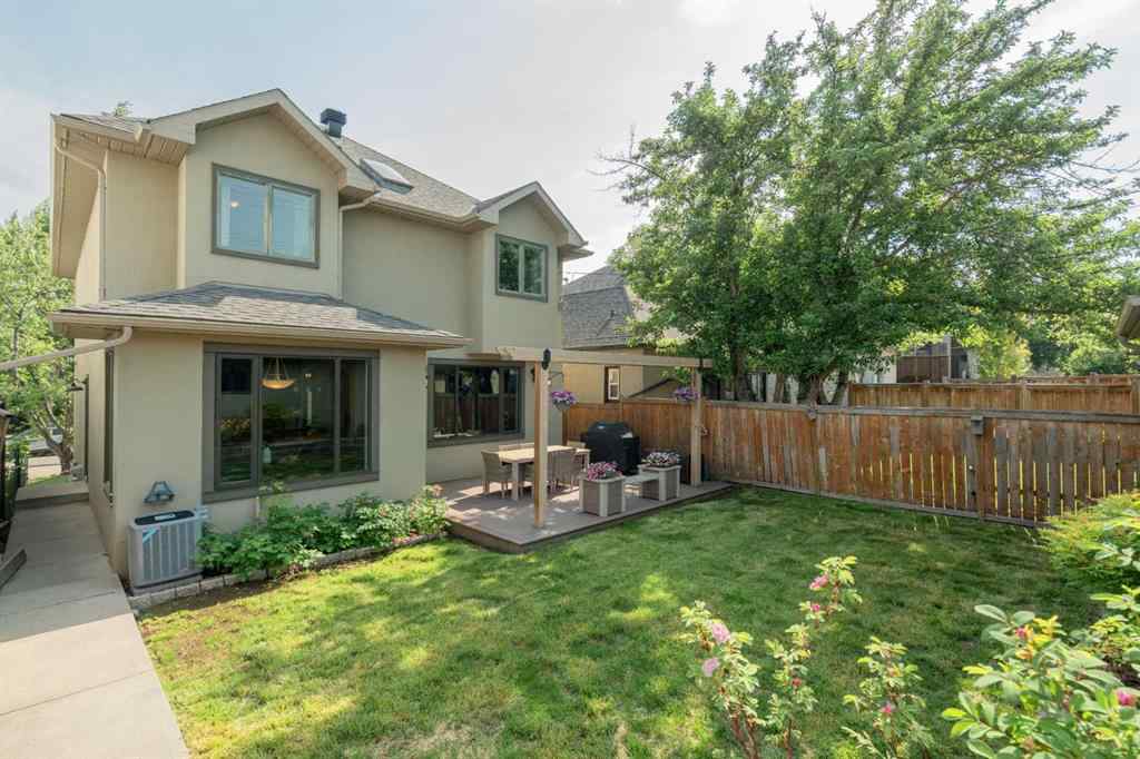 MLS® A2239424 - 1914 Broadview Road NW in West Hillhurst Calgary, Residential