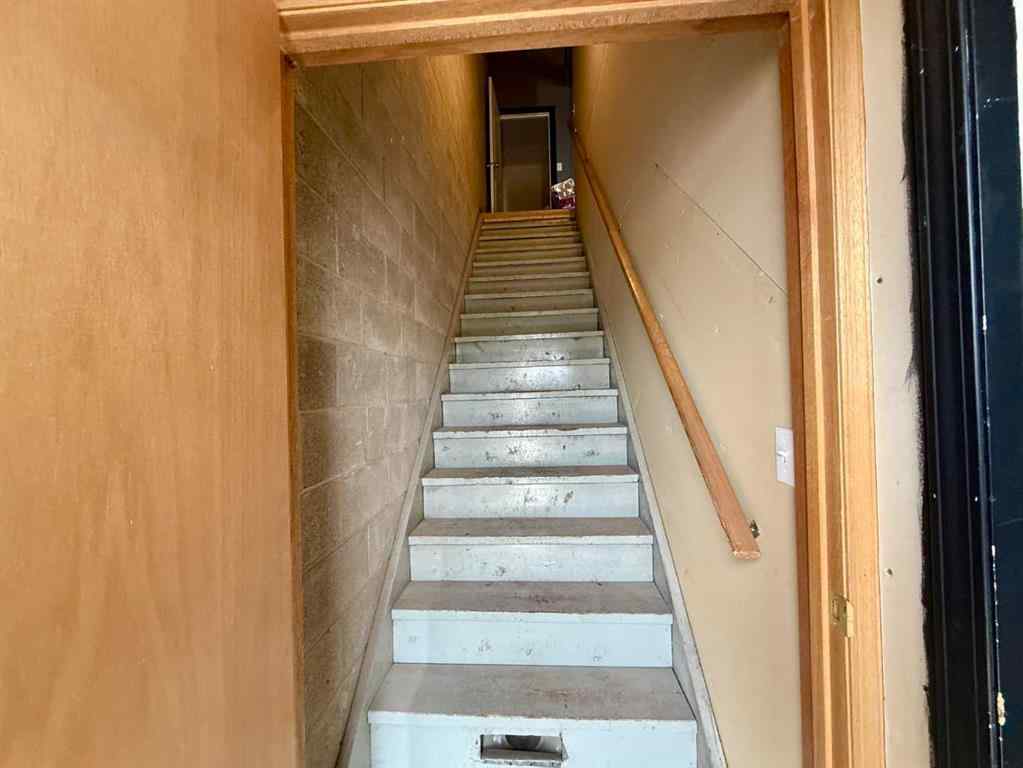 MLS® A2239425 - Unit #10 5112 47 Avenue  in North Industrial Innisfail, Commercial