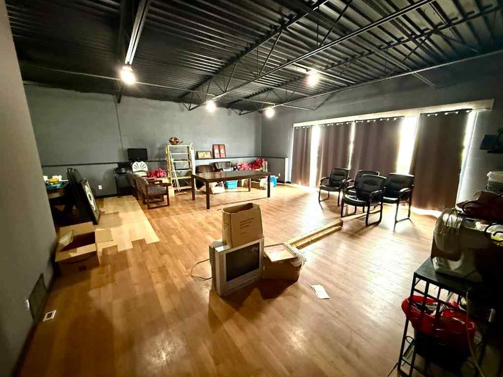 MLS® A2239425 - Unit #10 5112 47 Avenue  in North Industrial Innisfail, Commercial