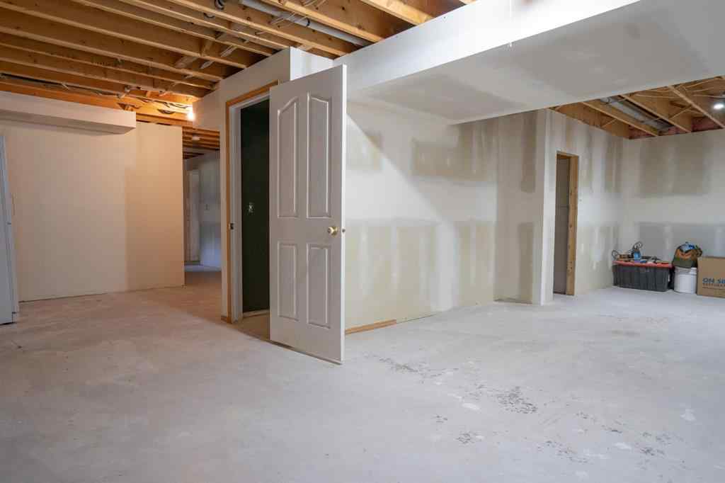MLS® A2239451 - 5511 52nd Street  in NONE Bashaw, Residential