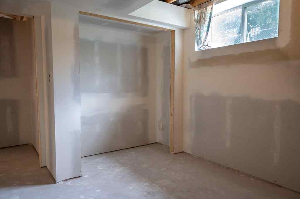 MLS® A2239451 - 5511 52nd Street  in NONE Bashaw, Residential