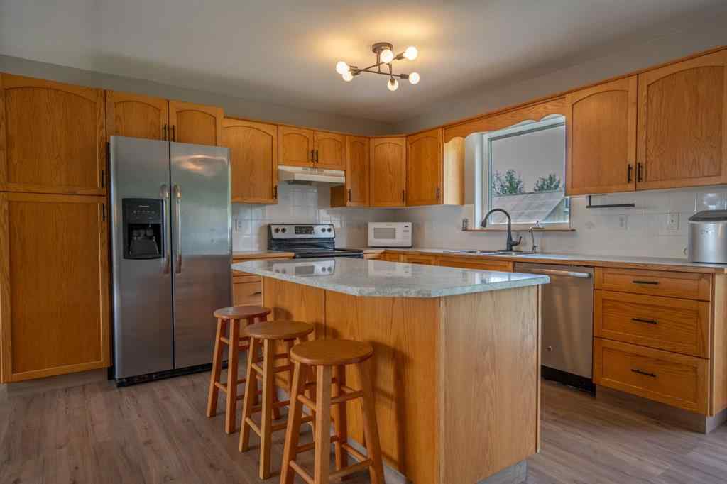 MLS® A2239451 - 5511 52nd Street  in NONE Bashaw, Residential