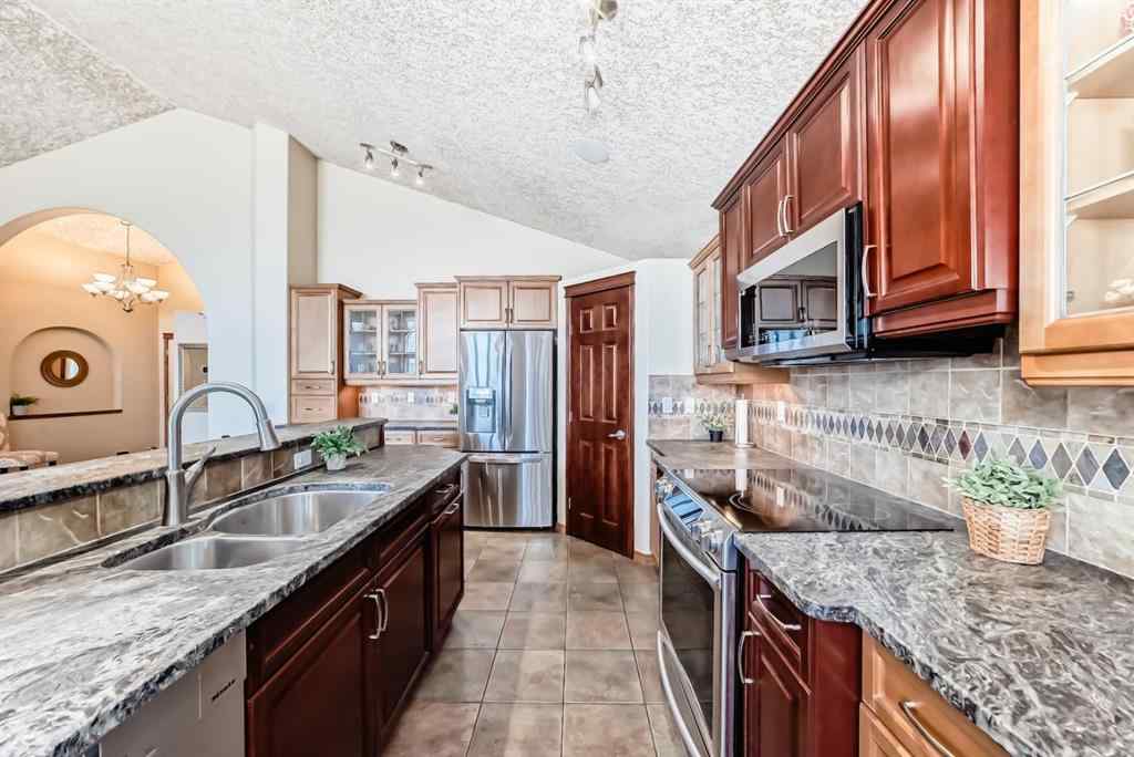 MLS® A2239453 - 150 Hidden Creek Heights NW in Hidden Valley Calgary, Residential