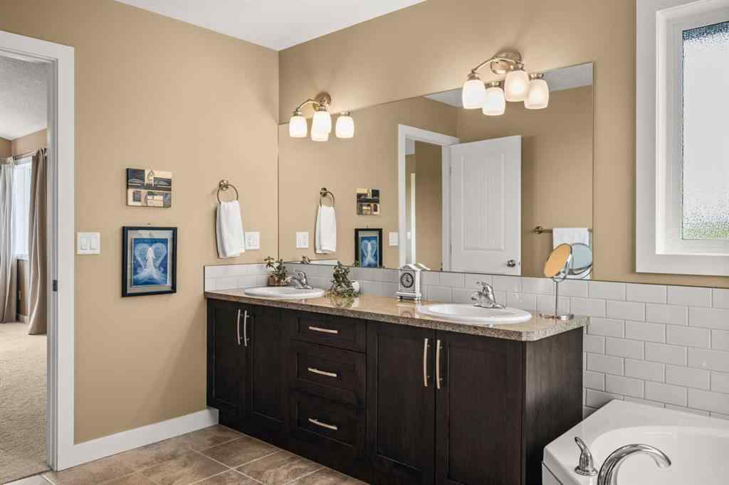 MLS® A2239470 - 653 West Highland Crescent  in NONE Carstairs, Residential