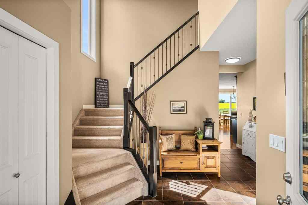 MLS® A2239470 - 653 West Highland Crescent  in NONE Carstairs, Residential