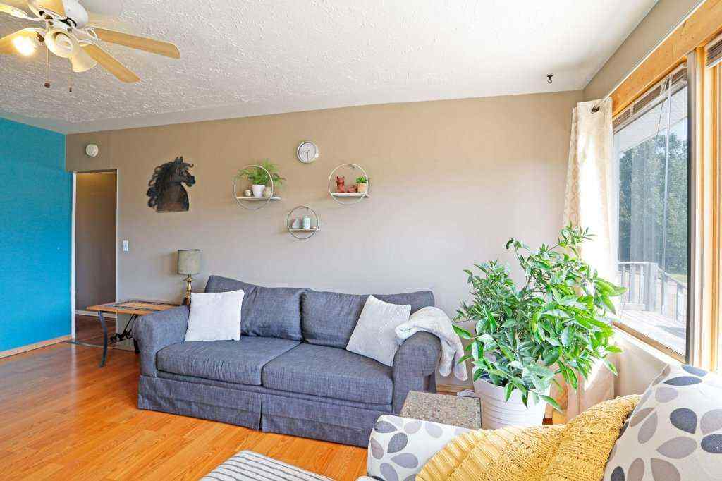 MLS® A2239477 - 345 3 Street  in NONE Rolling Hills, Residential