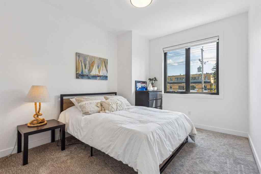 MLS® A2239480 - 2035 Westmount Road NW in West Hillhurst Calgary, Residential