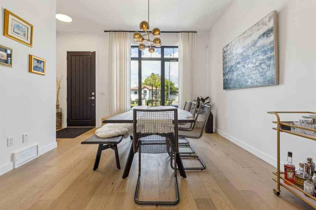 MLS® A2239480 - 2035 Westmount Road NW in West Hillhurst Calgary, Residential