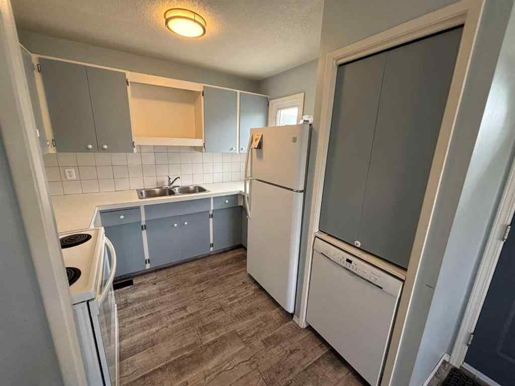 MLS® A2239490 - 7409 98B Street  in North End Peace River, Residential
