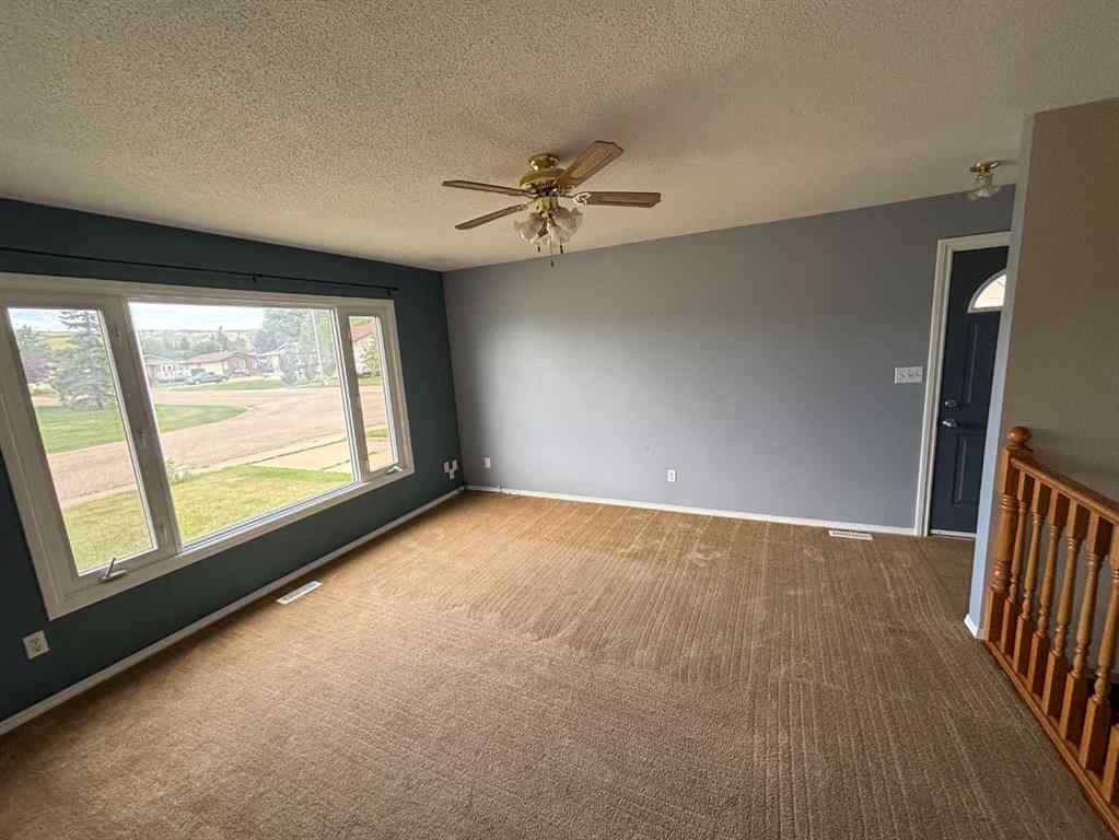 MLS® A2239490 - 7409 98B Street  in North End Peace River, Residential