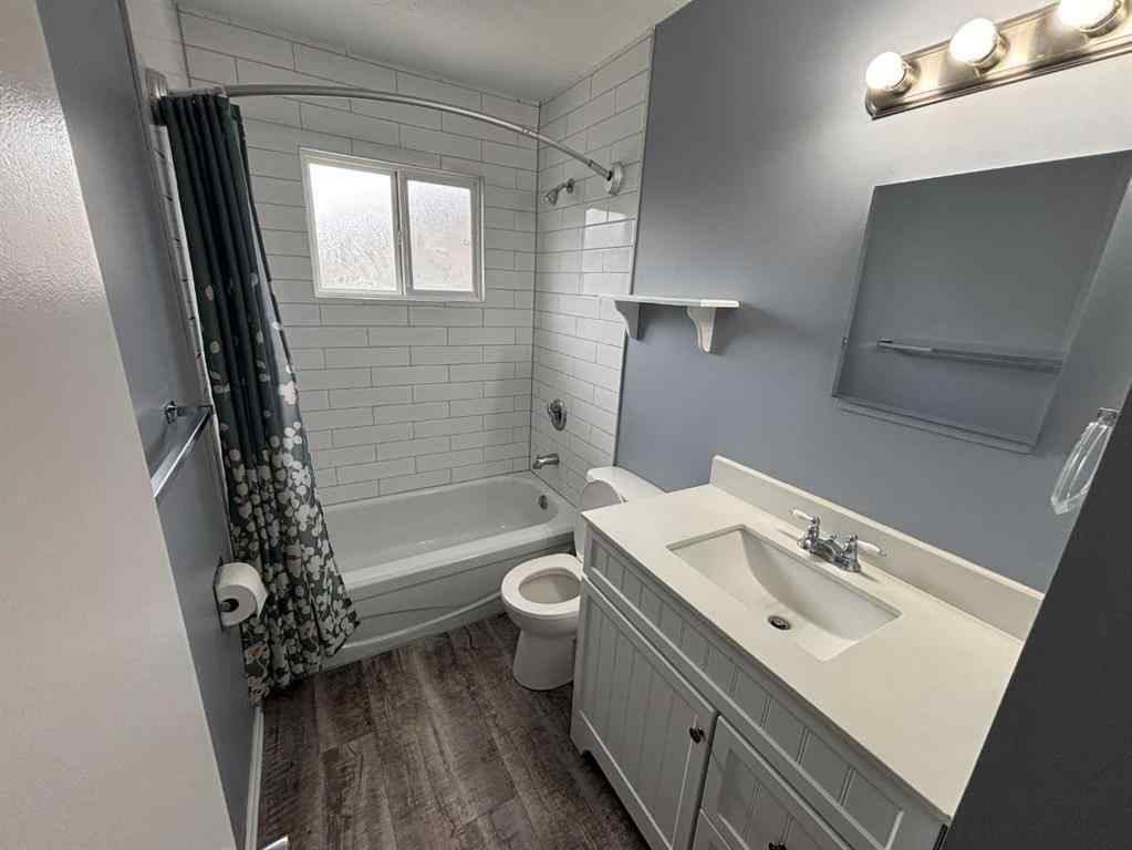 MLS® A2239490 - 7409 98B Street  in North End Peace River, Residential