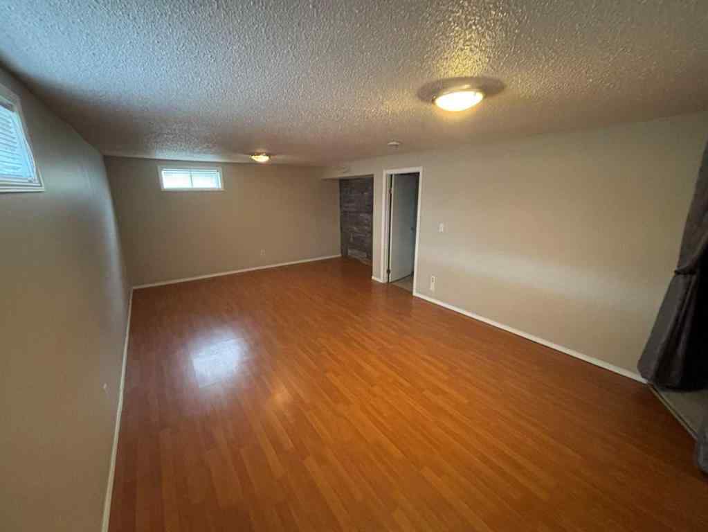 MLS® A2239490 - 7409 98B Street  in North End Peace River, Residential