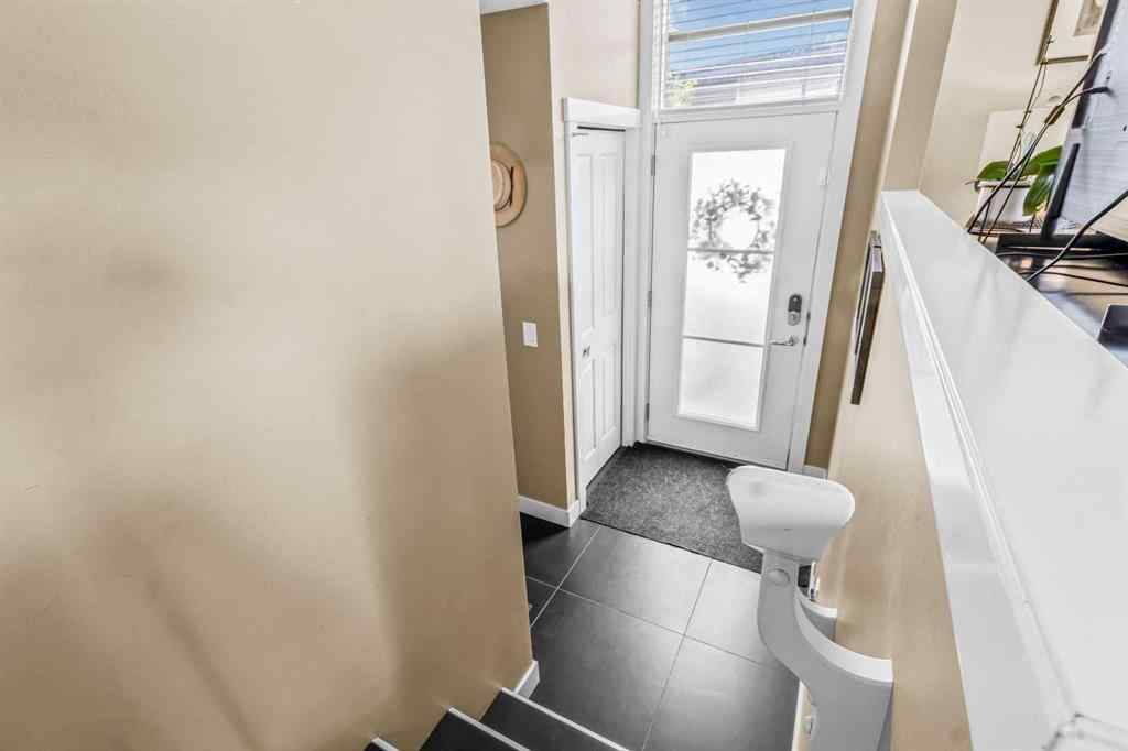 MLS® A2239491 - 55 Aspen Hills Common SW in Aspen Woods Calgary, Residential
