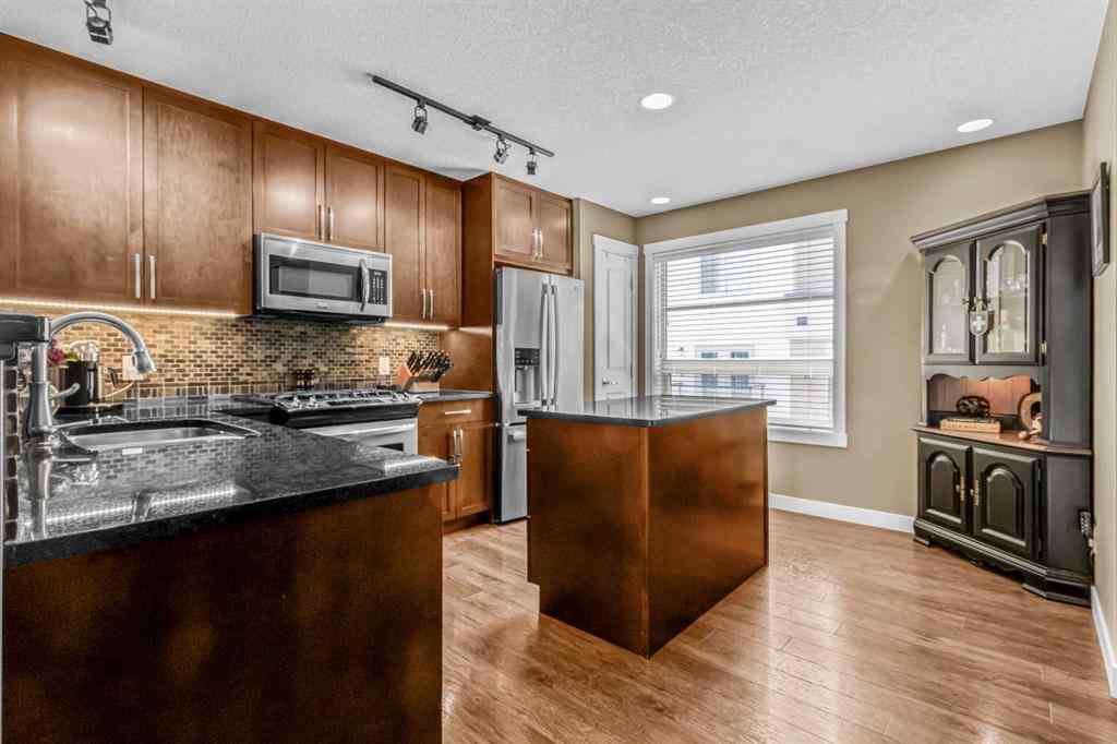 MLS® A2239491 - 55 Aspen Hills Common SW in Aspen Woods Calgary, Residential