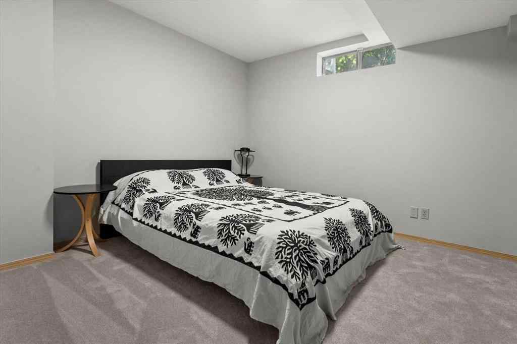 MLS® A2239494 - 75 Hawkside Close NW in Hawkwood Calgary, Residential