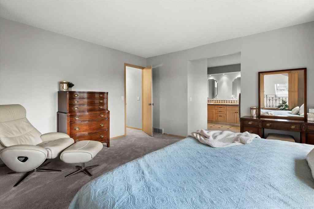 MLS® A2239494 - 75 Hawkside Close NW in Hawkwood Calgary, Residential