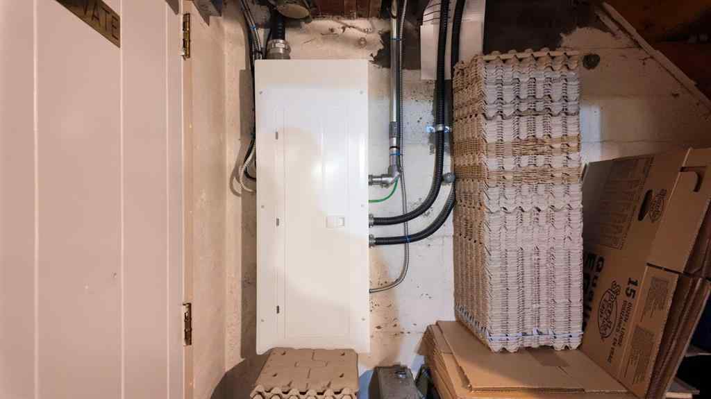 MLS® A2239501 - 2124 20 Street  in NONE Delburne, Commercial