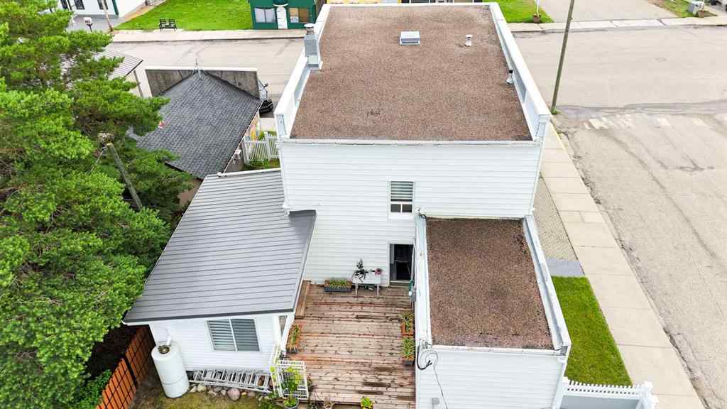 MLS® A2239501 - 2124 20 Street  in NONE Delburne, Commercial