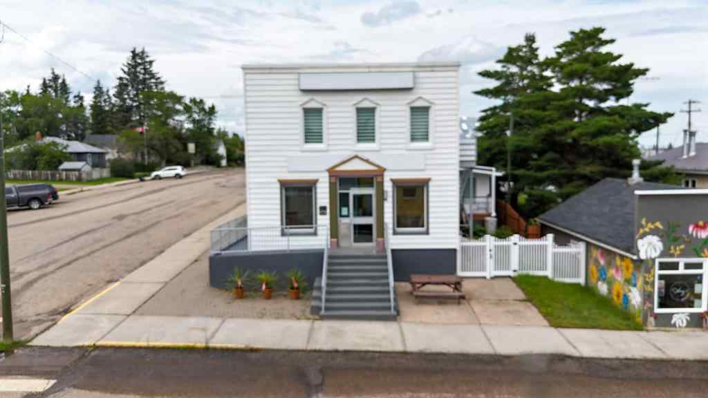 MLS® A2239501 - 2124 20 Street  in NONE Delburne, Commercial