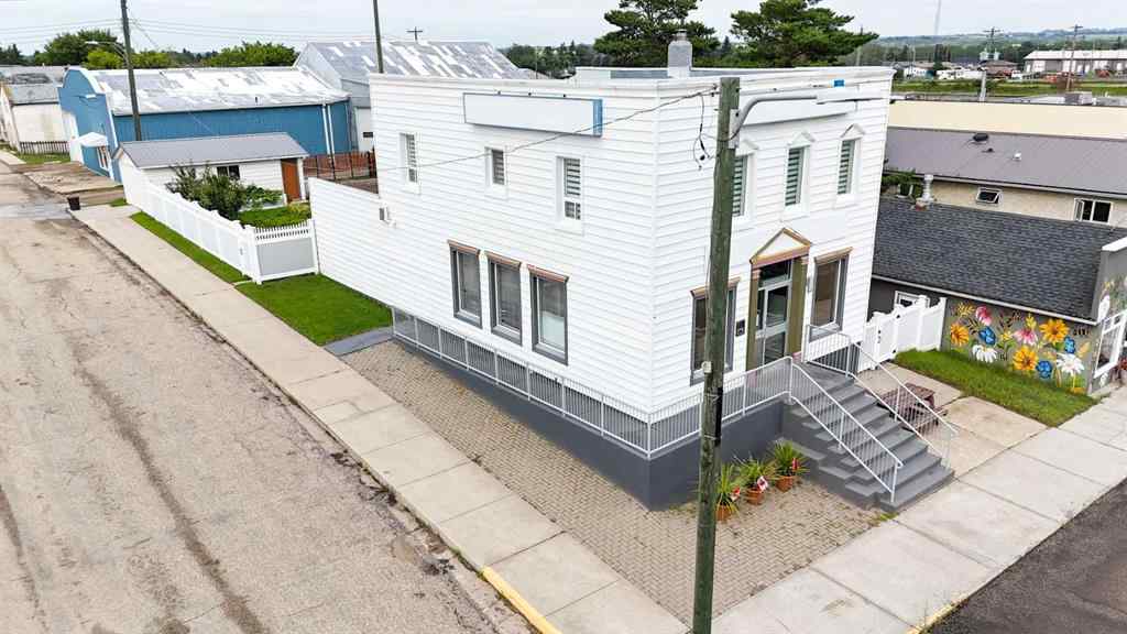 MLS® A2239501 - 2124 20 Street  in NONE Delburne, Commercial