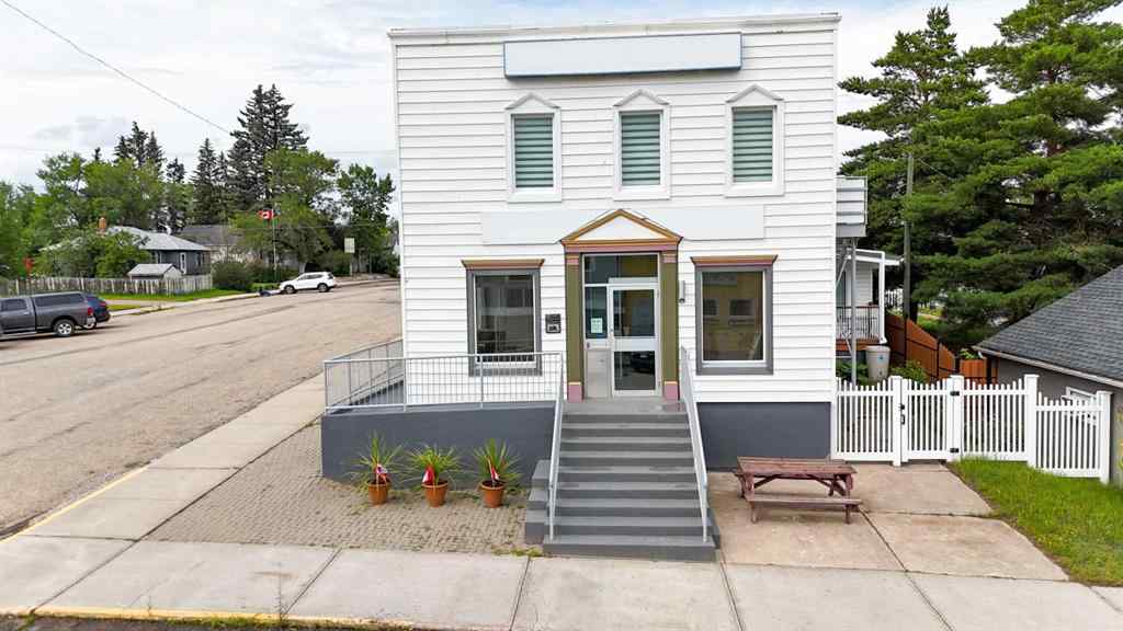 MLS® A2239501 - 2124 20 Street  in NONE Delburne, Commercial