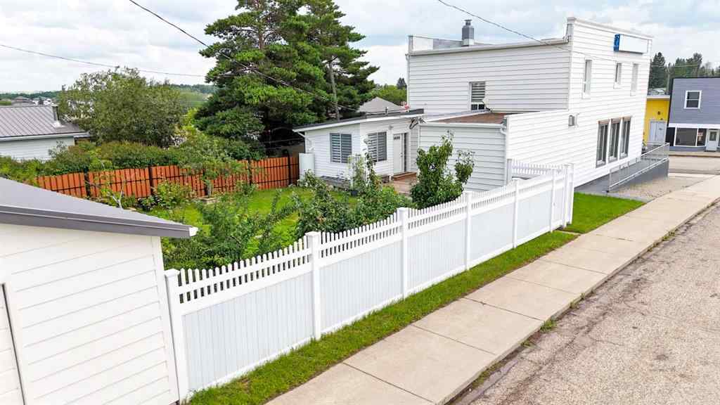 MLS® A2239501 - 2124 20 Street  in NONE Delburne, Commercial