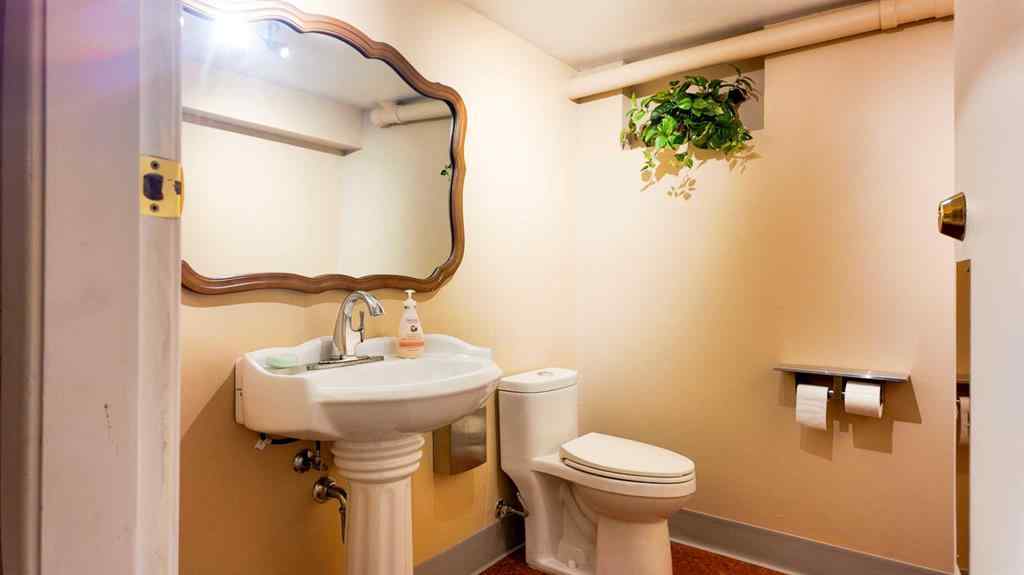 MLS® A2239501 - 2124 20 Street  in NONE Delburne, Commercial