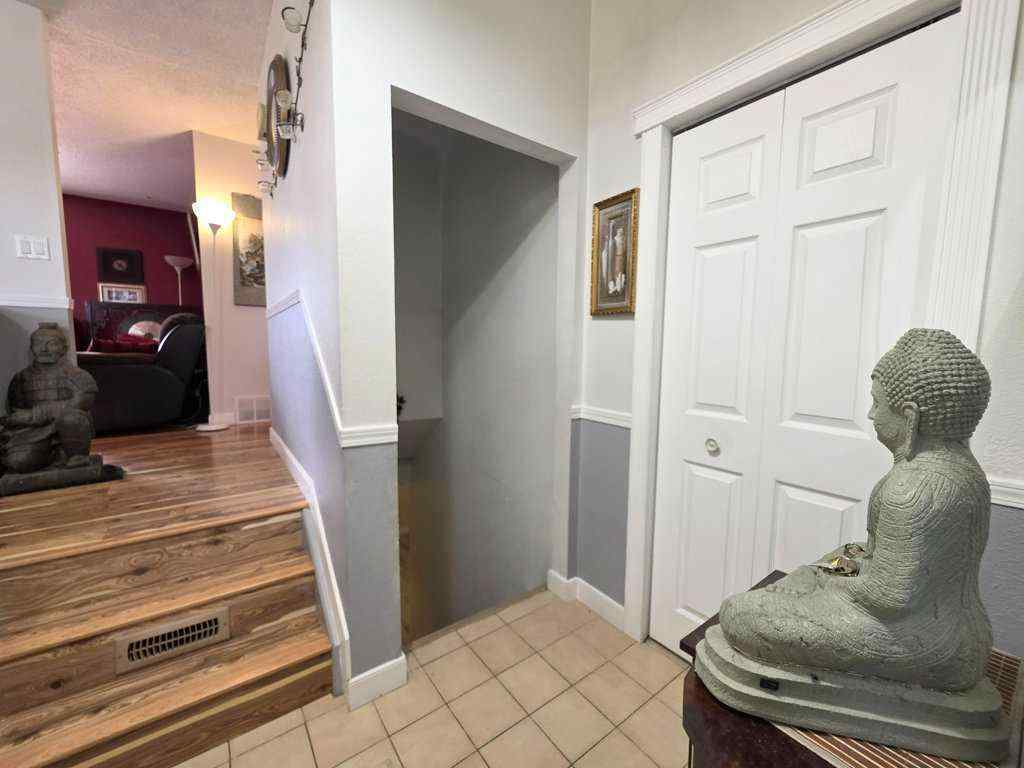 MLS® A2239521 - 713 6 Avenue NE in NONE Slave Lake, Residential
