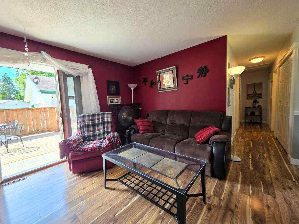 MLS® A2239521 - 713 6 Avenue NE in NONE Slave Lake, Residential