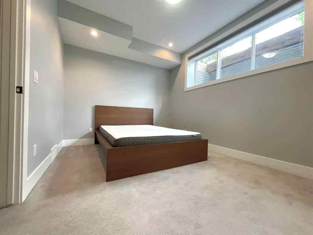 MLS® A2239529 - 403 20 Avenue NW in Mount Pleasant Calgary, Residential