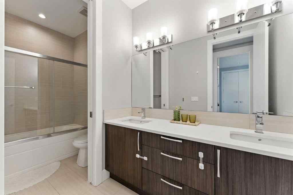 MLS® A2239529 - 403 20 Avenue NW in Mount Pleasant Calgary, Residential