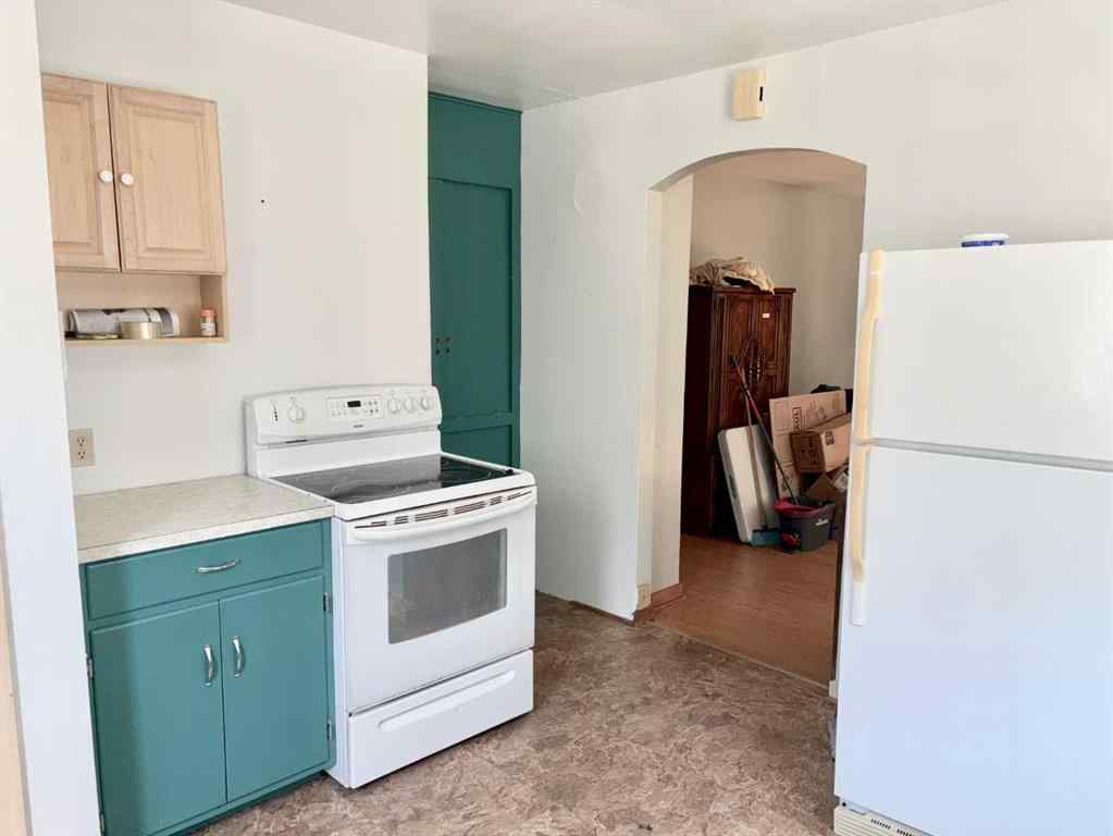 MLS® A2239549 - 5024 52 Street  in NONE Mannville, Residential