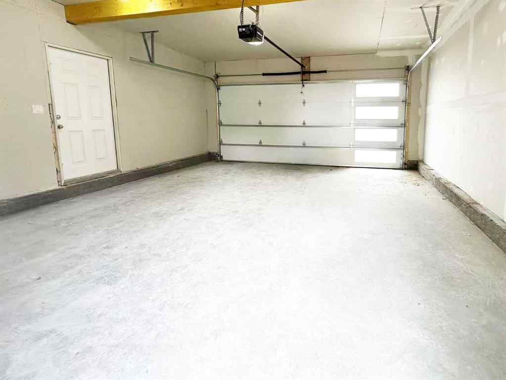 MLS® A2239567 - 77 Hartford Road NW in Highwood Calgary, Residential
