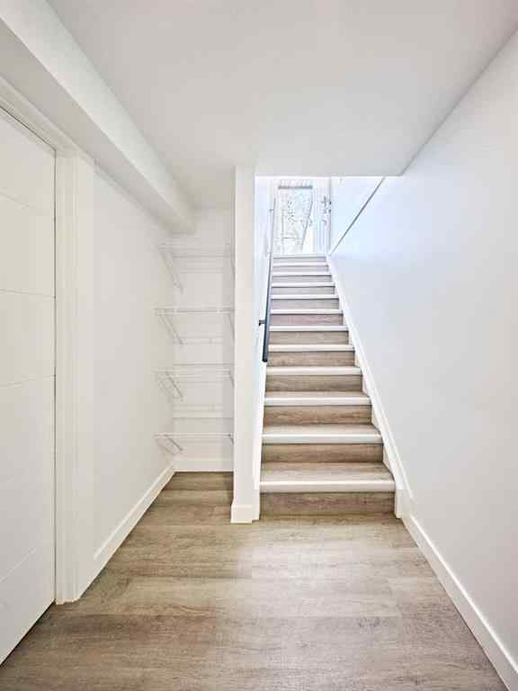 MLS® A2239567 - 77 Hartford Road NW in Highwood Calgary, Residential