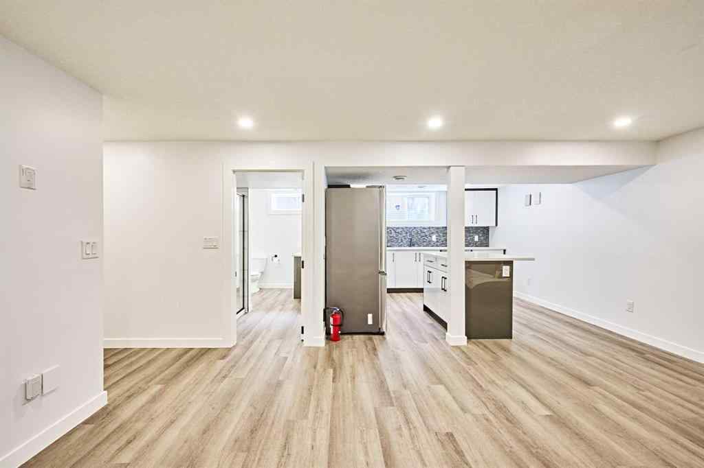 MLS® A2239567 - 77 Hartford Road NW in Highwood Calgary, Residential