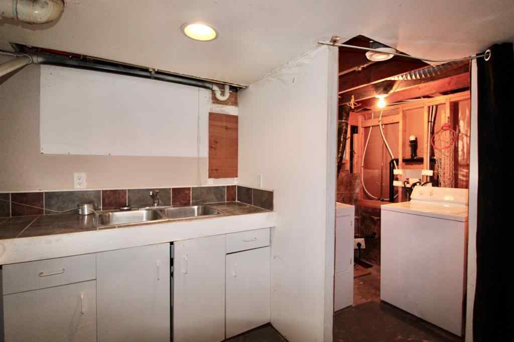 MLS® A2239570 - 9509 102 Street  in Swanavon Grande Prairie, Residential