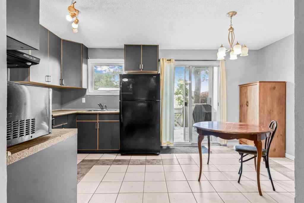 MLS® A2239575 - 55 Penworth Close SE in Penbrooke Meadows Calgary, Residential