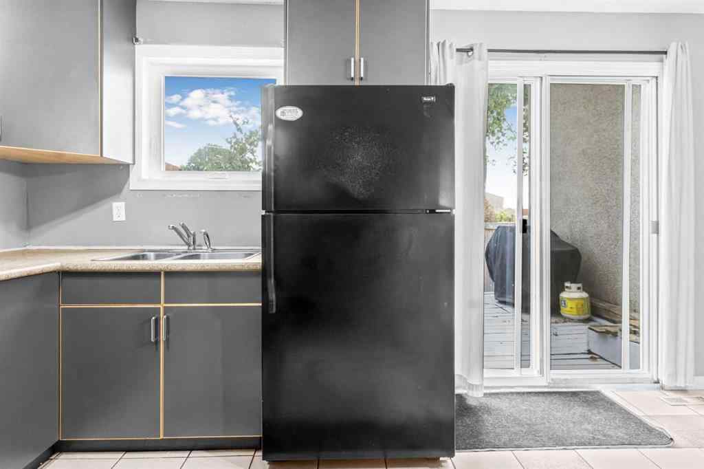 MLS® A2239575 - 55 Penworth Close SE in Penbrooke Meadows Calgary, Residential