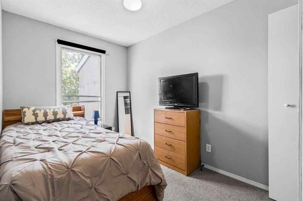 MLS® A2239575 - 55 Penworth Close SE in Penbrooke Meadows Calgary, Residential