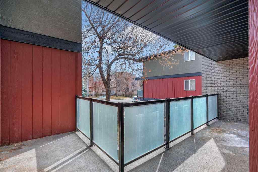 MLS® A2239591 - Unit #206 1915 26 Street SW in Killarney/Glengarry Calgary, Residential