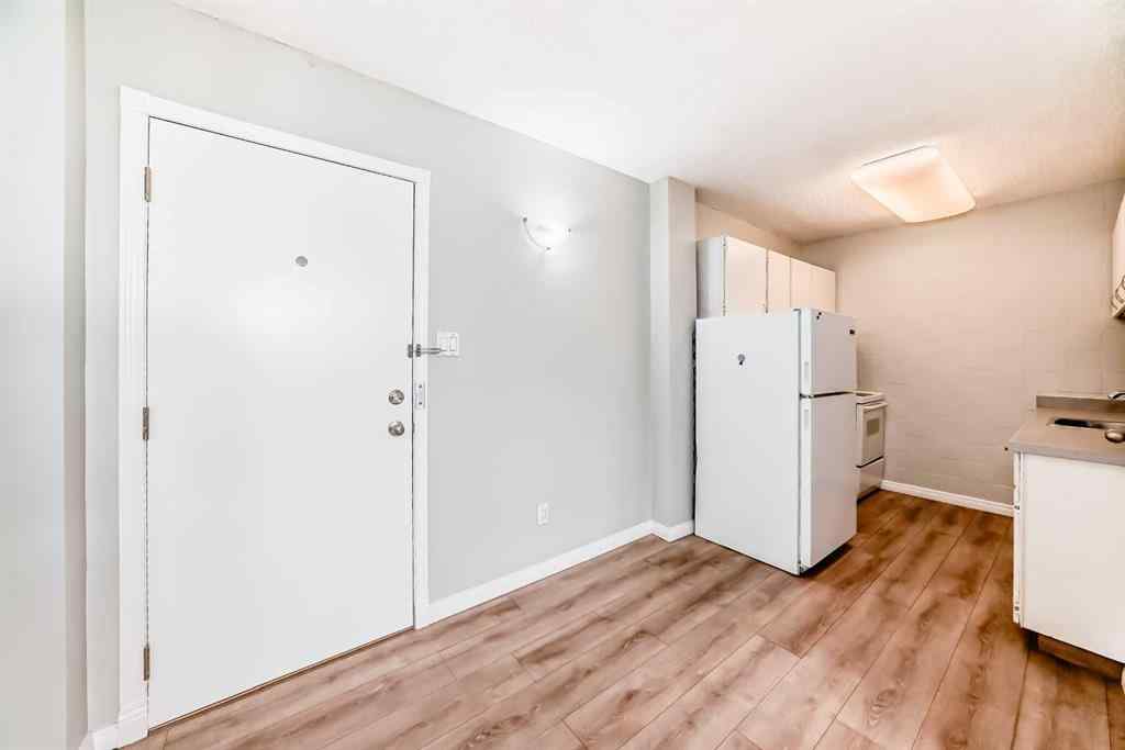 MLS® A2239601 - Unit #303 314 14 Street NW in Hillhurst Calgary, Residential
