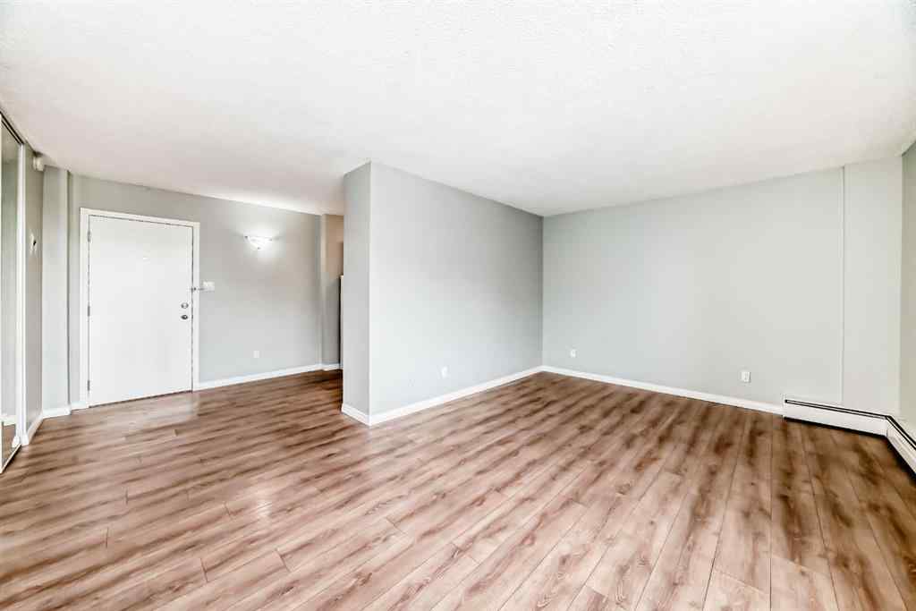 MLS® A2239601 - Unit #303 314 14 Street NW in Hillhurst Calgary, Residential
