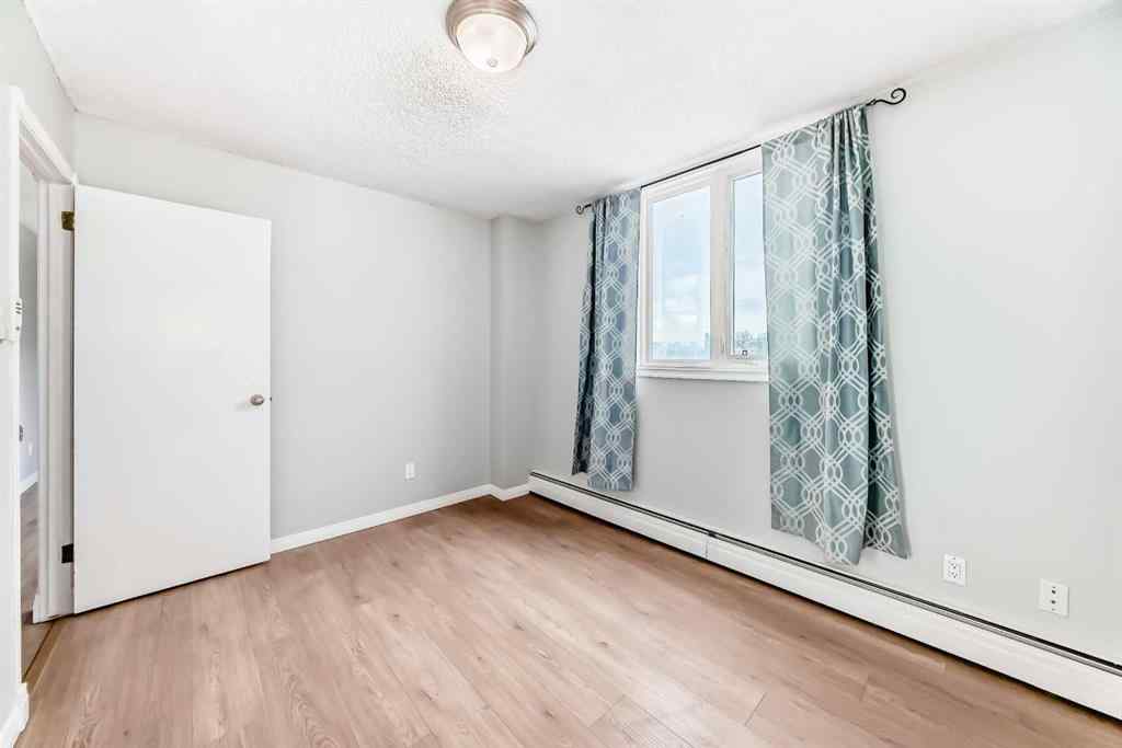 MLS® A2239601 - Unit #303 314 14 Street NW in Hillhurst Calgary, Residential