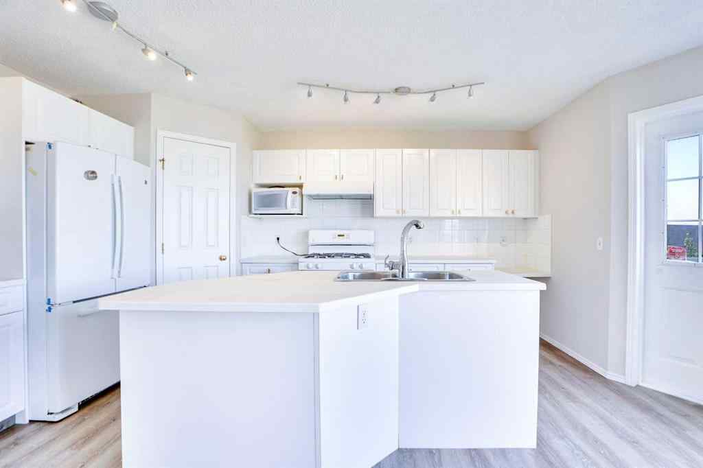 MLS® A2239610 - 21 Panorama Hills Way NW in Panorama Hills Calgary, Residential