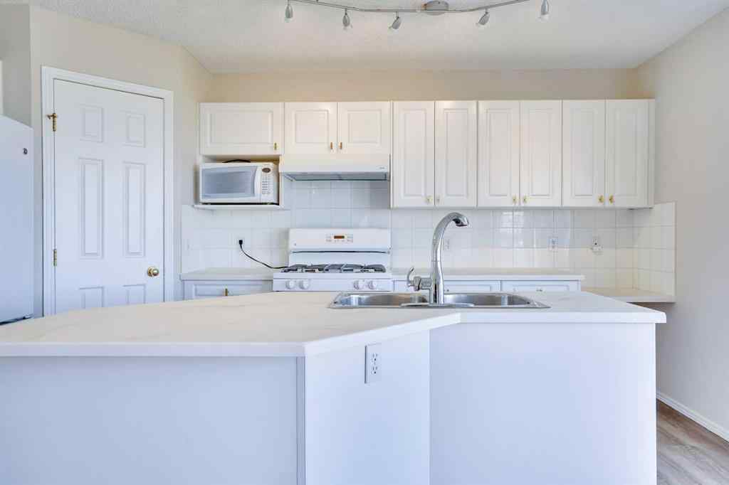 MLS® A2239610 - 21 Panorama Hills Way NW in Panorama Hills Calgary, Residential
